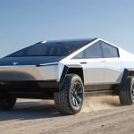 Tesla Cybertruck abbattuto dal suo piedistallo dal potente elettrico Ford: cosa sta succedendo nella guerra dei camion elettrici?